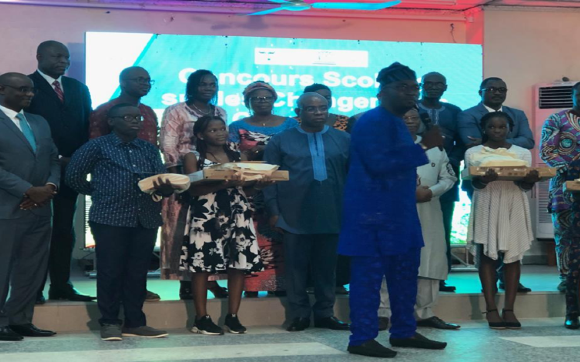 Remise des prix aux lauréats