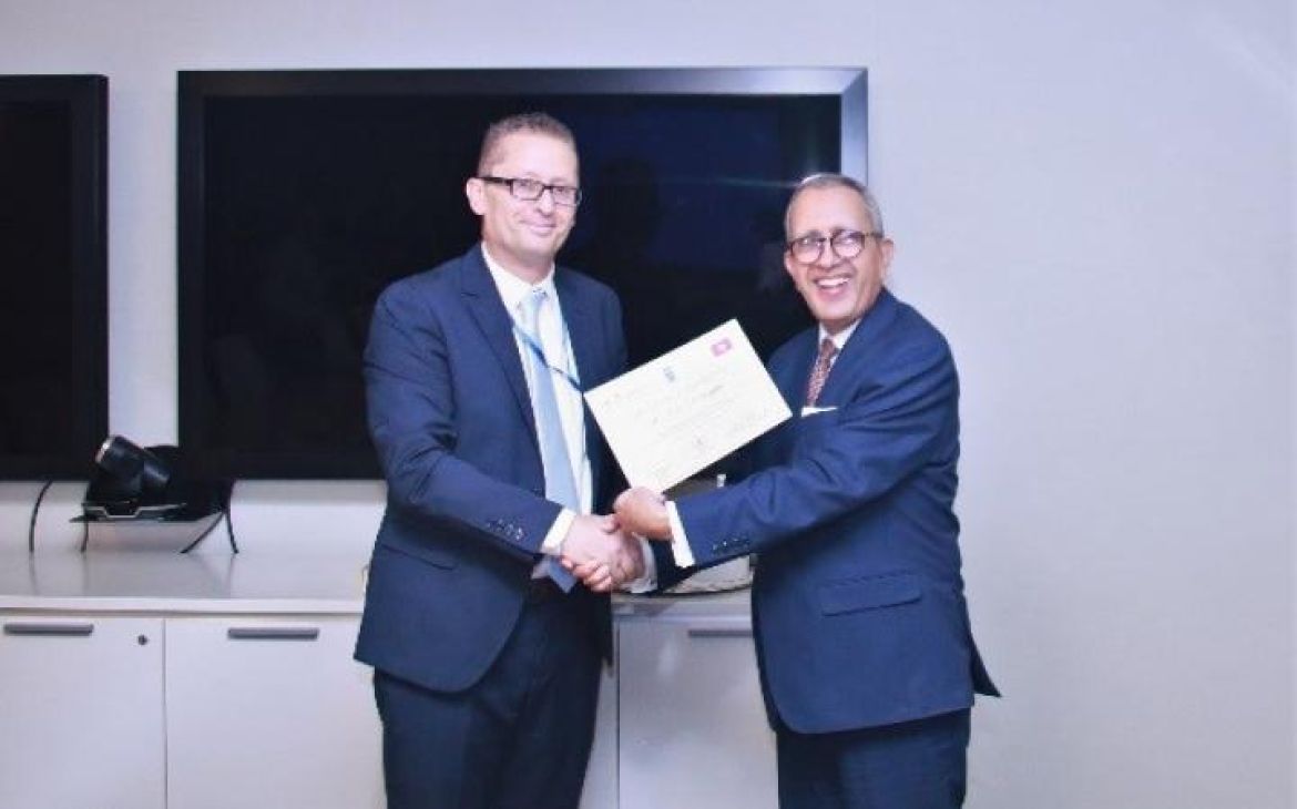 H.E. Mr. Moncef Baati, Permanent Representative to the Mission of Tunisia, attended the conclusion of the training session, and distributed a Certificate of Completion to the nine Tunisian Diplomats who completed the training course with UNITAR