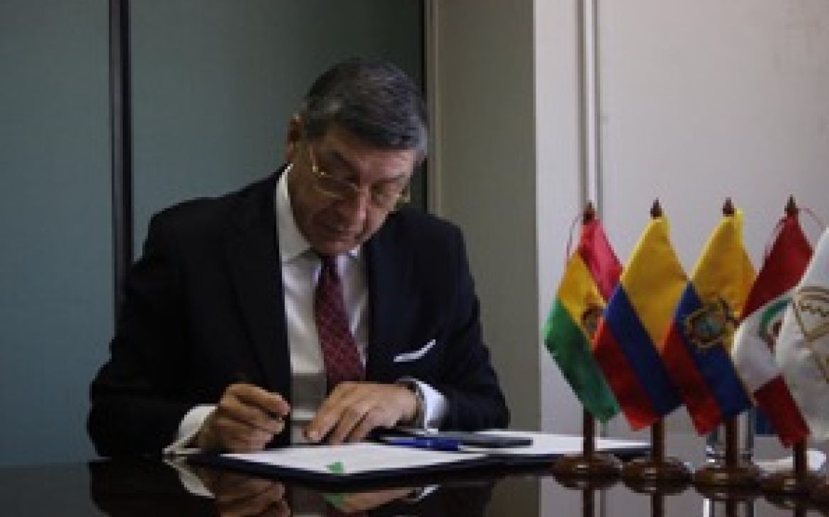 SG Andean community signing