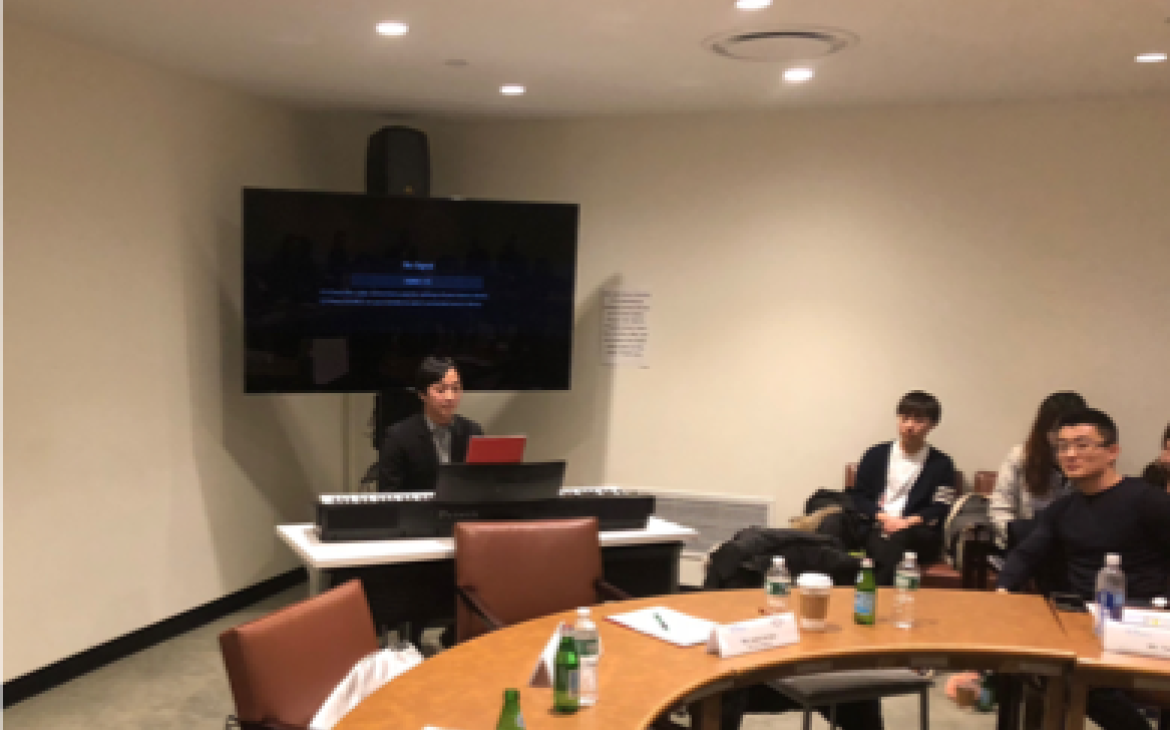 Ms. Weixin Zhou playing piano.