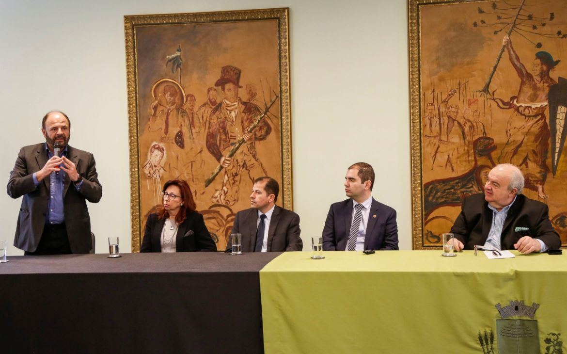 Mr. Jose Antonio Fares, Director of CIFAL Curitiba, giving the opening remarks of the event