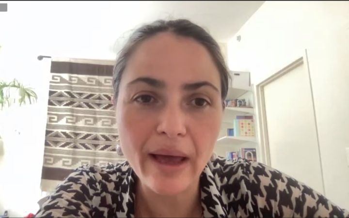 Dr. Jimena Leiva Roesch