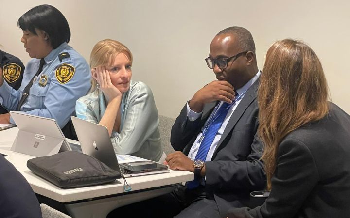 Delegates discussing about NIWC’s approach in Norther Ireland