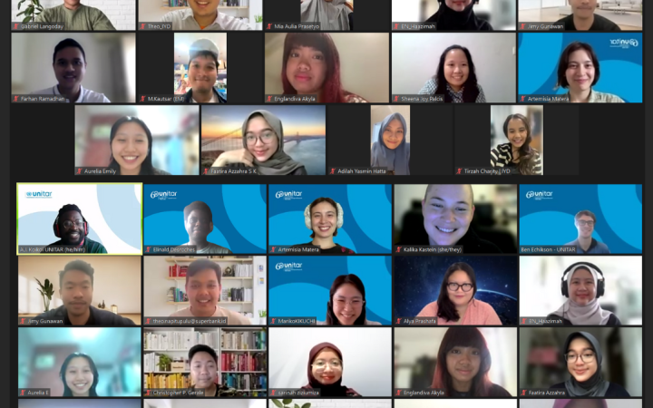 Group photo of Youth Leadership Programme in the ASEAN Region.