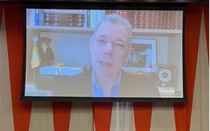 Mr. Juan Manuel Santos 