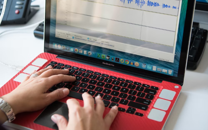 How to Create Multilingual Online Courses for International Audiences