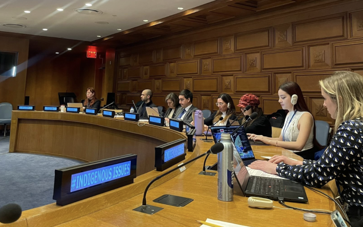 Participants listen to Mr. John Scott, former Chief of the Peoples and Biodiversity Unit at the Secretariat for Convention on Biodiversity