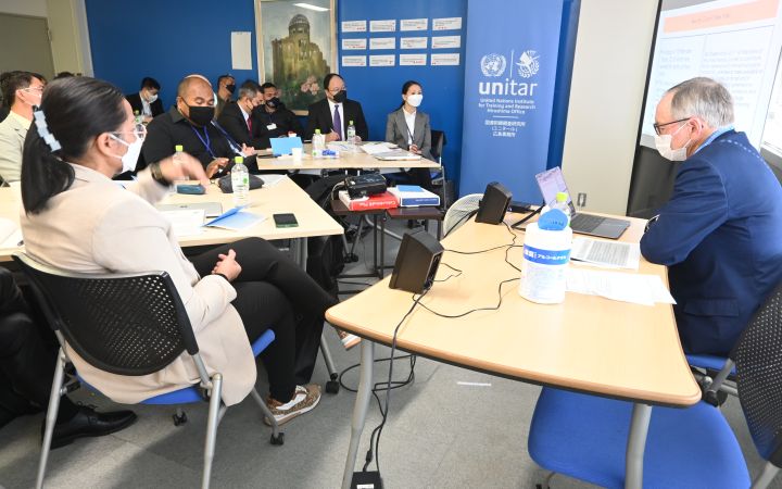 Tim Caughley Training a Session in Hiroshima