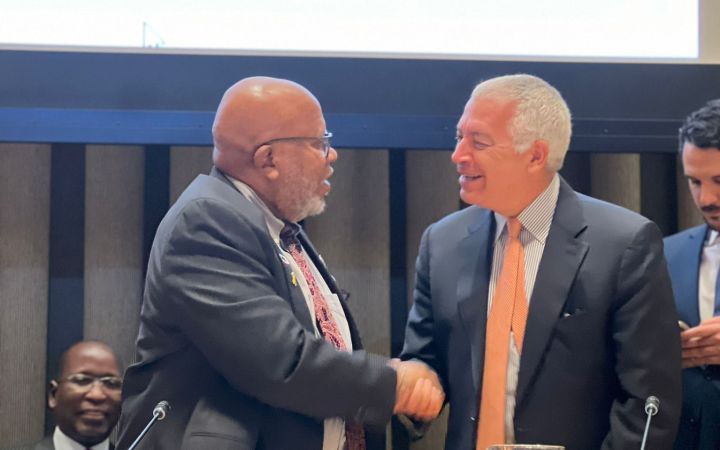 Mr. Marco Suazo is welcoming H.E. Denis Francis, the president of General Assembly.