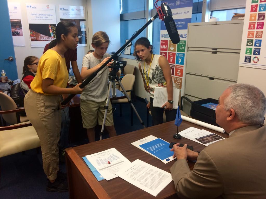 Students visit UNITAR